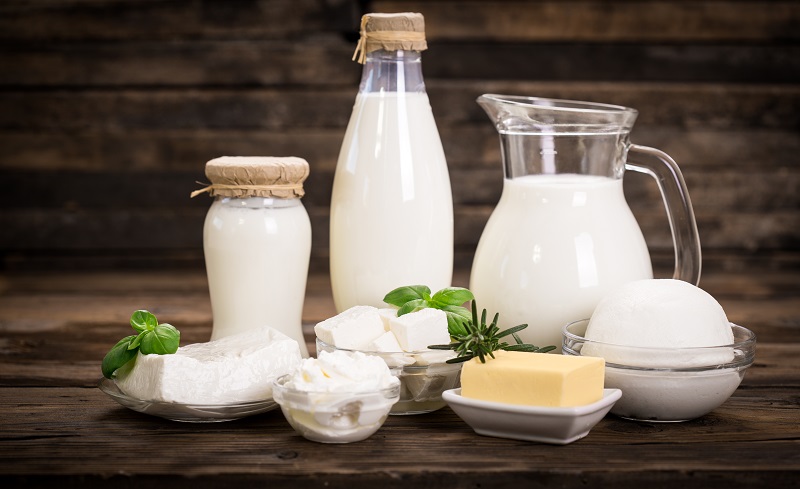 Sữa và chế phẩm từ sữa cung cấp canxi cần thiết cho mẹ bầu